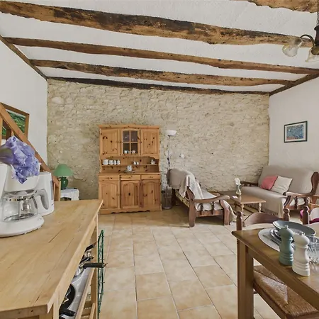 Mitoyen - Piscine Commune - 4 Personnes מונטיניאק