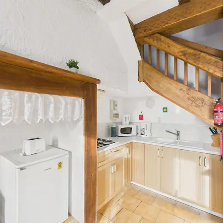 Mitoyen - Piscine Commune - 4 Personnes * Montignac-Lascaux